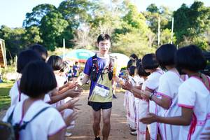 BIB: 2150
                            <button type="button" onclick="openModal(18980911)" class="btn btn-primary btn-sm float-right btn-popup" data-toggle="modal" data-target=".modal-high-quality">
                        <i class="fas fa-shopping-cart"></i> Add to Cart
                    </button>
                                            <button type="button" onclick="isThisMe(18980911, true)" class="btn btn-success btn-sm float-right btn-popup btn-isme hidden" data-toggle="tooltip" data-placement="bottom" title="นี่คือรูปของคุณใช่ไหม คลิกที่นี่เพื่อเอาเข้าอัลบั้ม">
                        <i class="fas fa-plus"></i> Add to album
                    </button>
                    <button type="button" onclick="isThisMe(18980911, false)" class="btn btn-warning btn-sm float-right btn-popup btn-isnotme hidden">
                        <i class="fas fa-ban"></i> Remove from album
                    </button>